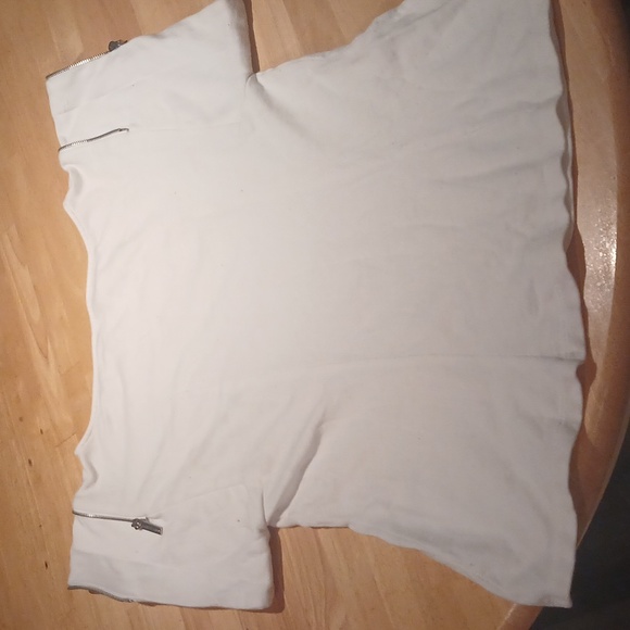 Woman's "Micheal Korrs" short-sleeved sweater - Picture 11 of 11